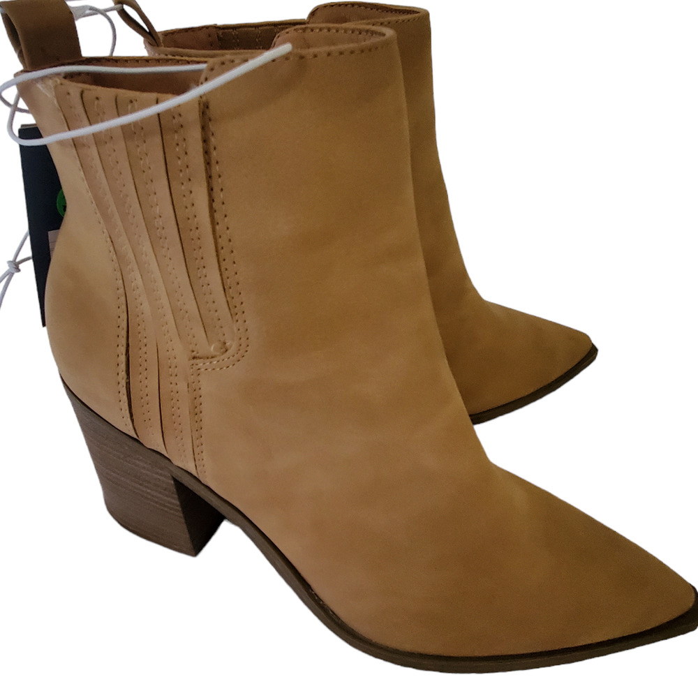 Universal Thread 9.5 Natural Brown Ankle Bootie Memory Foam Small Heel  NWT